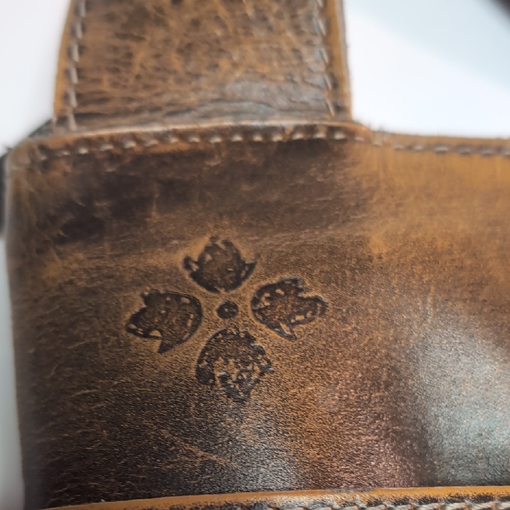 Patricia Nash Sling Messenger Crossbody Bag - Picture 3 of 16